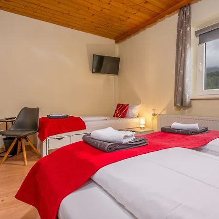 Bayerwald Mit Pensionat 3*